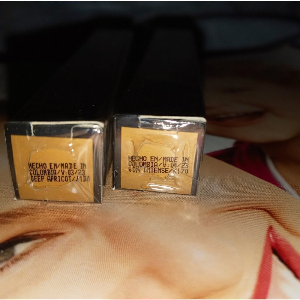 1* Duo lipstick
